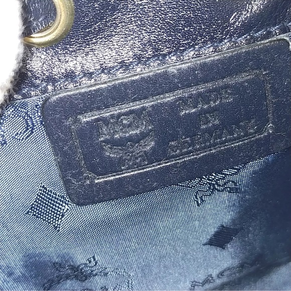 Authentic MCM Crossbody bag  White. & Blue Vintage made in Germany - Picture 7 of 11